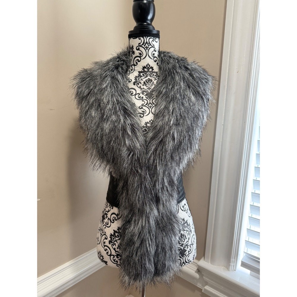 LA Coalition Vegan Faux Leather Fur Vest Black Gray Sz M PETA Approved Mob Wife